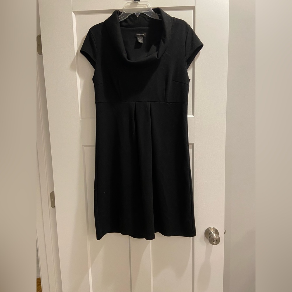 Women’s Size 10 Black Knee Length Spense Dress.  EUC